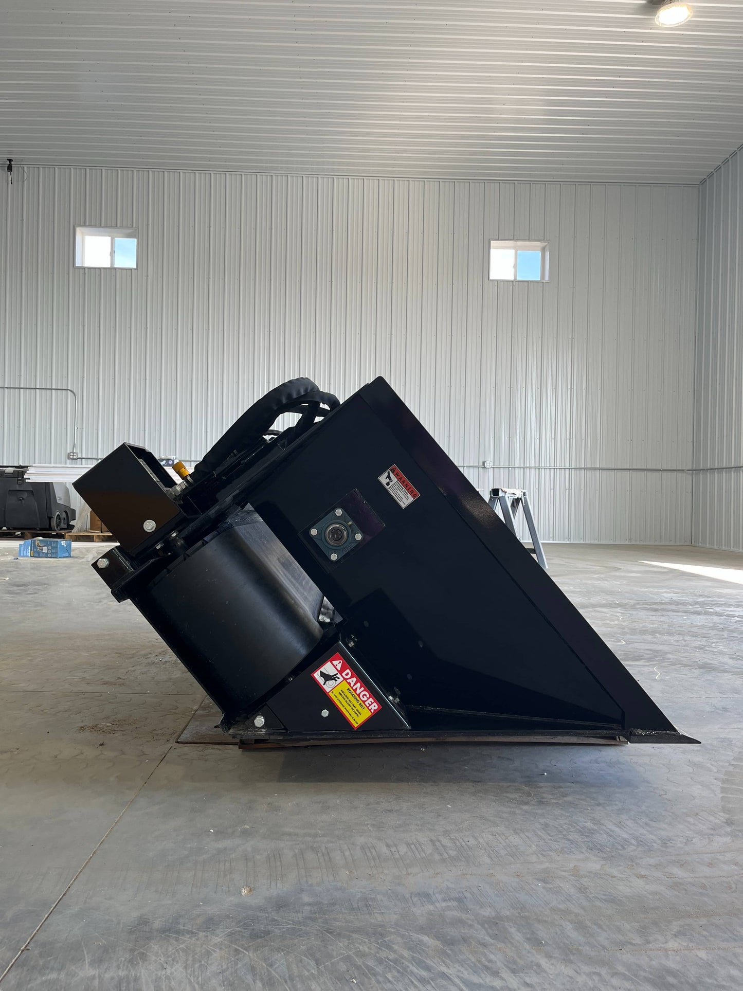 Dual Side Flow Bucket Light Material - Top Dog Attachments